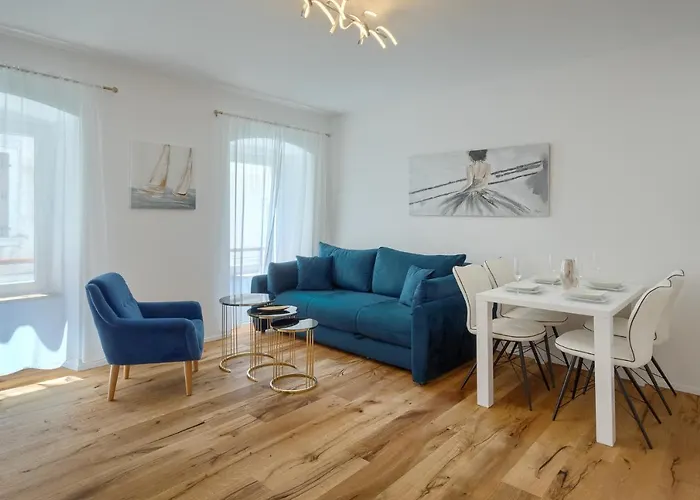 Deluxe Antonija Appartement