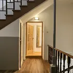 Deluxe Antonija