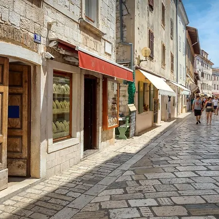 Lejlighed Deluxe Antonija *