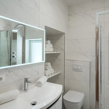 Deluxe Antonija Lejlighed *