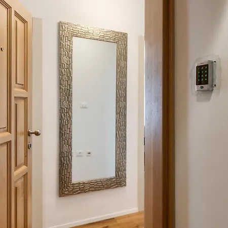 Deluxe Antonija Apartman Porec